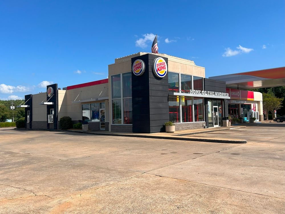 3 Acres Ground Lease w Improvements or Sale